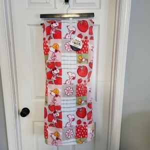 Snoopy and Woodstock Strawberry Spring Flower Patchwork VelvetLoft Throw NWT
